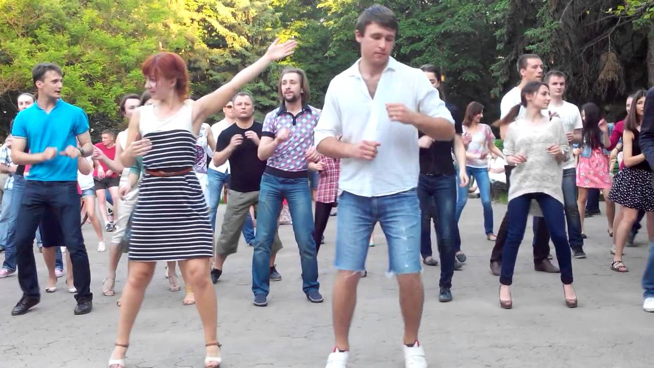 SBT (salsa, bachata, tango)- Dance Open Air. Chisinau