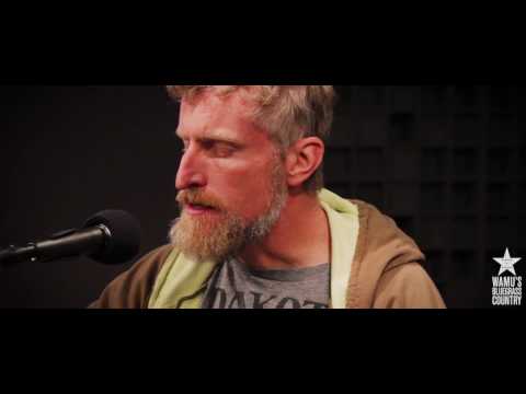 Chris Coole & Ivan Rosenberg - Stage Fright [Live at WAMU's Bluegrass Country]