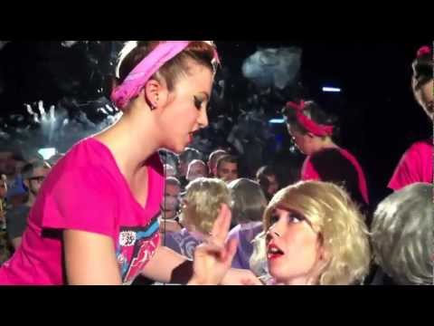 Arguments - GLITTER LA COSA