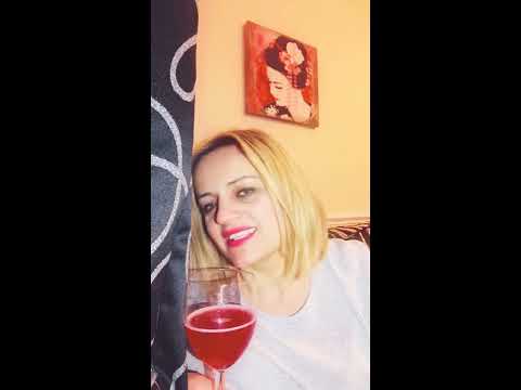 Pi e puth. Ali Asllani. Interpreton: Artemis Prifti