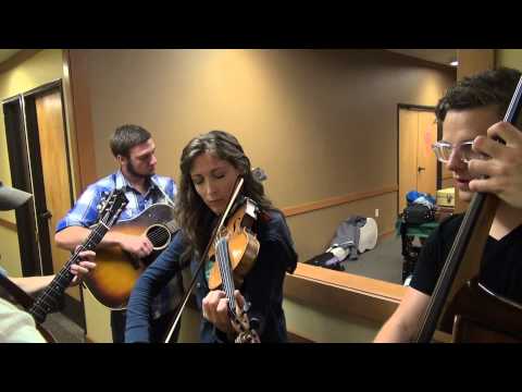 2015-07-25 Warm Up - Katie Glassman - 2015 Columbia Gorge Fiddle Contest - Stevenson, WA