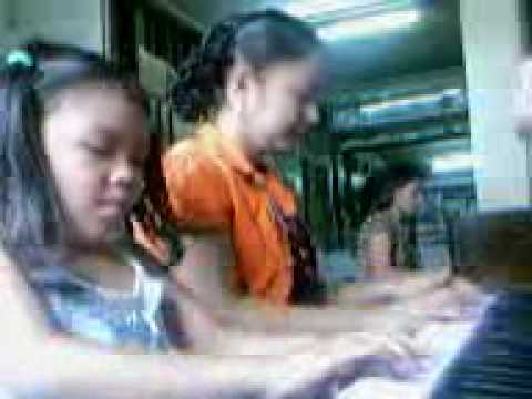 Bernice marie Berro -chopsticks-..03262010-try.3gp