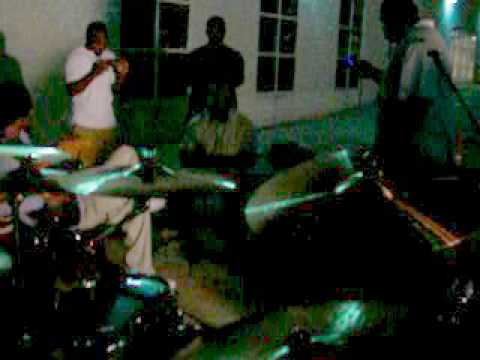 Clyde Frazier III's Graduation Shed 6