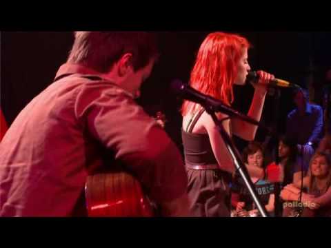 Paramore - Misery Business (MTV Unplugged)