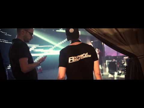 Richard Reynolds - Turn Up (Official Video)