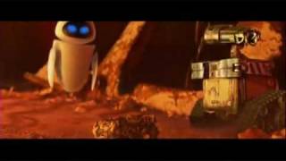 WALL-E Ta-da