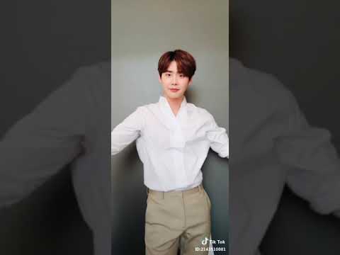 มันสามารถละลายใน 17 ความอ่อนแอ หนังโป๊กระเจี๊ยวในหีหนาขนาดเล็ก