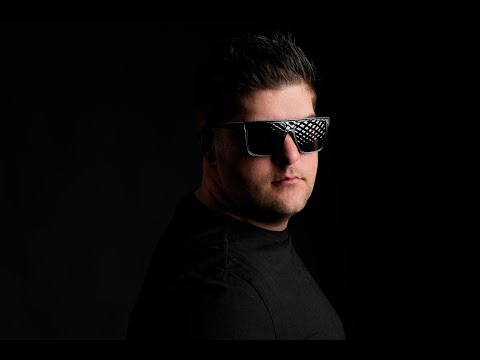 Lauris Bankevics un ZIX – Viens (Official Music Video)