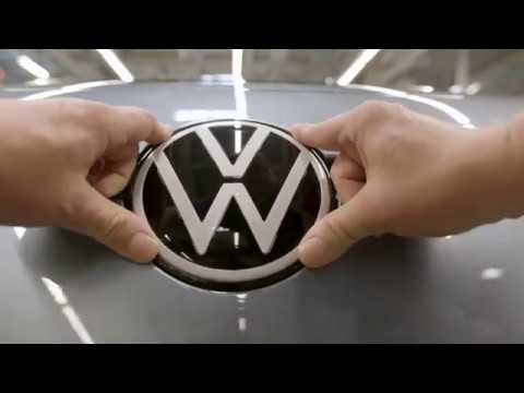 , title : 'L'usine de production de véhicules Volkswagen de Zwickau est convertie à l’électrique'