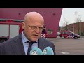 Minister Grapperhaus steekt hulpverleners Vlaardingen hart onder de riem.