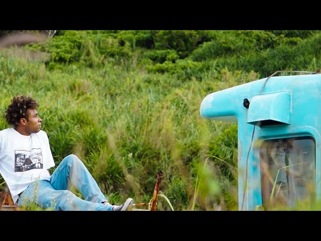 野外に!ビーチで!が定番となったgb(ジービー)が日焼けした肌を冷ますようなクール&メロウ「FLY AWAY」を8/16にリリース! 2 YouTubeサムネイル