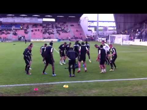 Sco échauffement des noir et blanc avant Sco-Angers