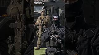 London Police and Army #army #police #england #armylover #armylife #commando