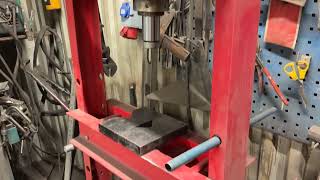 4Use VT-46166 hydraulic press for sale - Image 4 | Machineryline GH 4Use VT-46166 hydraulic press | Image 4 - Machineryline