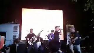 Download lagu INTUISI - For My Family [ Agnostic Front Cover ] (Live @Djarum Mobile Stage) mp3