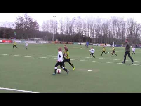 2017 MRT 18 - Gr. Willem II JO9-3 - Meerburg JO9-4 (8-2) - 1e helft