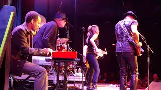 Mindi Abair and the Boneshakers with Malford Milligan