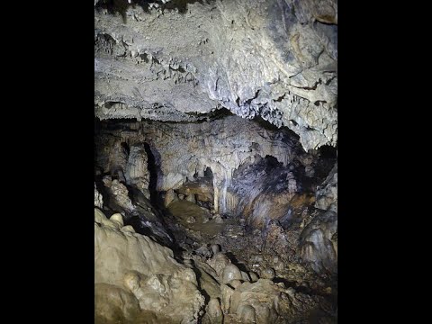 Pestera din Runcu Mare, com Lelese, judetul Hunedoara, Tinutul padurenilor