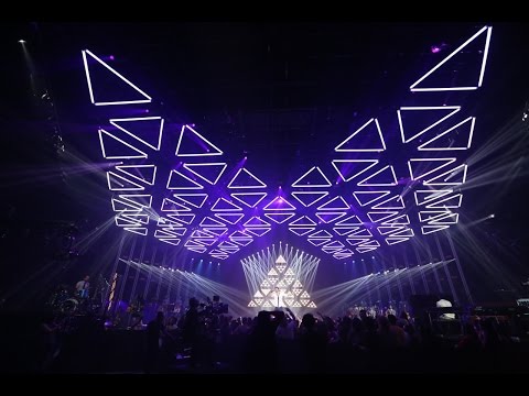 WHITEvoid and Kinetic Lights for Luan Santana Acustico - kinetic sculpture - 2014