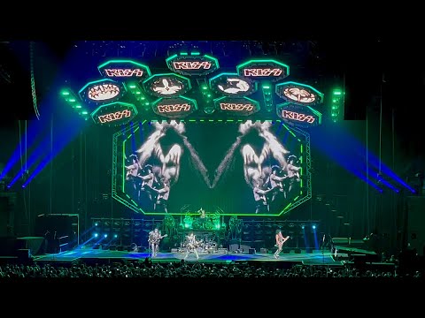 08. KISS - ‘Cold Gin’ 2022.08.20 [Melbourne. VIC. Australia]