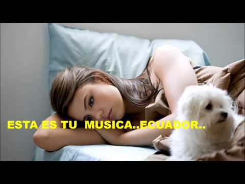 ANITA LUCIA PROANO ( PASILLOS MIX)