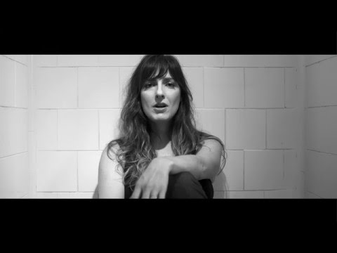 Anna Ratto - DESALENTO (Videoclipe Oficial)