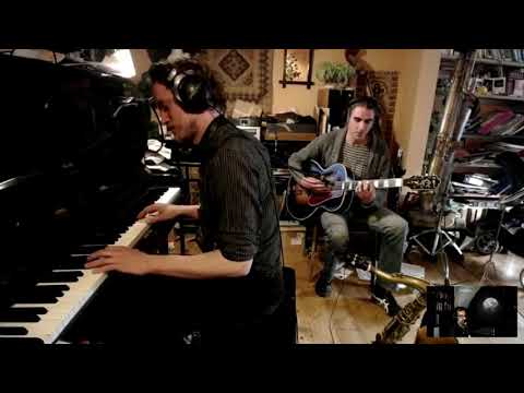 On Moonlight Bay (Doris Day, Paul Weston) with Ewan Bleach, John Kelly & Carlton Braganza JJ#159