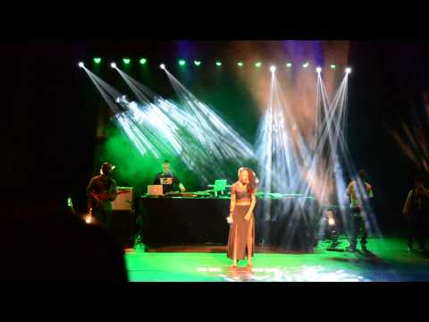 Negra Li e Flora Mattos Coletivo Hip Hop