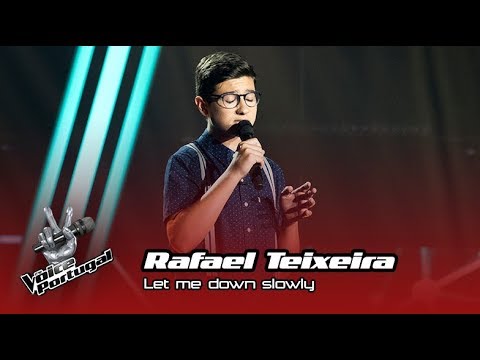 Rafael Teixeira – Let me down slowly | Blind Audition | The Voice Portugal