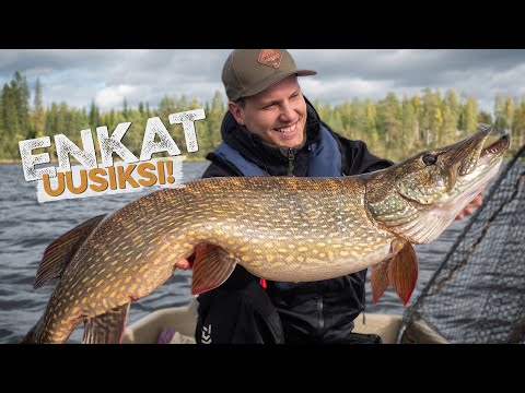 MY RECORD PIKE! [ENG SUB] – Autumn pike fishing in Finland