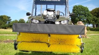 preview picture of video 'Kehrmaster Kehrmaschine XXL im Einsatz am ATV und UTV'