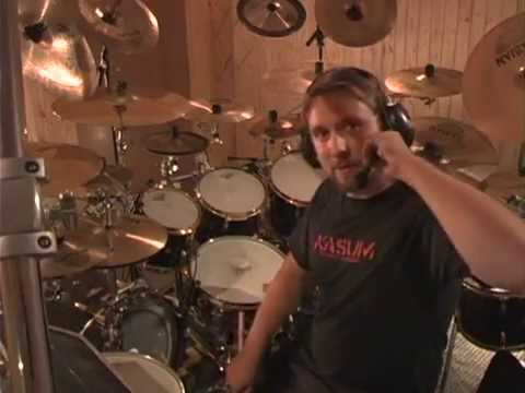 Flo Mounier  (Cryptosy)   Double bass drum Technique