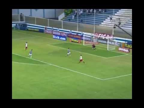Golaço de D`alessandro Fluminense 2x3 Internacional - Brasileirão 2013