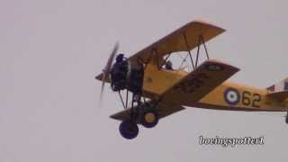 preview picture of video 'Yellow Wings aerobatic team performance @ The Gatineau Airshow'
