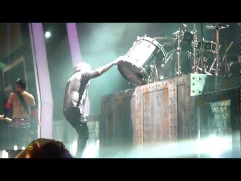 Rammstein & Marilyn Manson "The Beautiful People" Live at ECHO AWARDS 2012 [HQ]