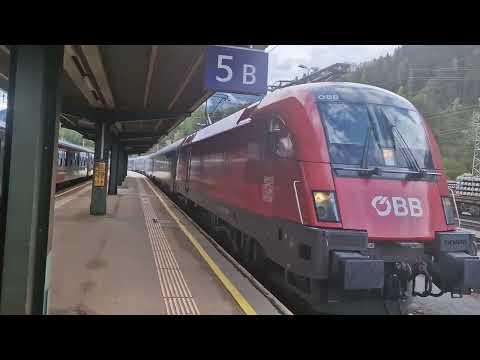 Einfahrt des nightjet 294+nightjet 40235  am 29.04.2023 in Schwarzach-St. Veit