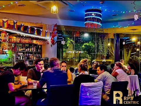 NEGÓCIO À VENDA - Restaurante local estabelecido há 14 anos, com licença completa para bebidas alcoólicas.