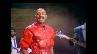 Hot Chocolate - What Kinda Boy You&#39;re Lookin&#39; For Girl [HD] (1983)