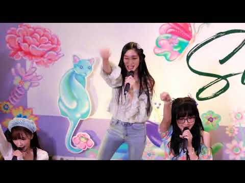 2022 04 03 Catslave CASTELLA FANCAM Cherrie