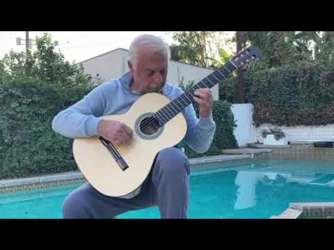 Famous legendary Guitarist Angel Romero is playing Aiersi Classical Guitar SC093F