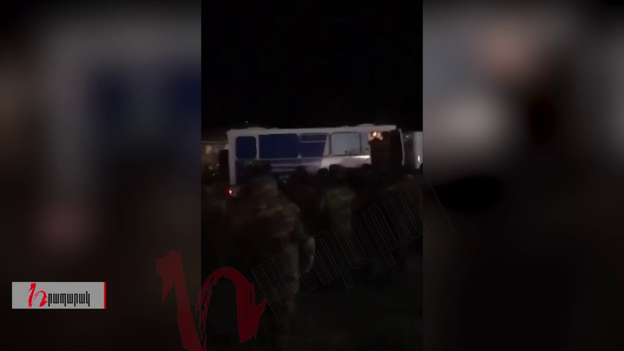 Գիշերը զինվորները բունտ են արել, կանգնեցրել ավտոբուսը
