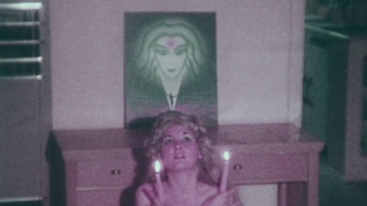 Psyched by the 4D Witch (1973) Intro