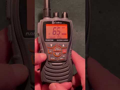 Cobra Floating Marine Submersible VHS Radio HH350