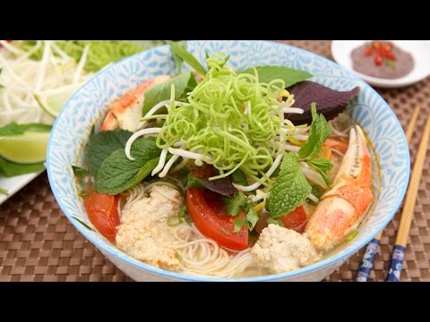Crab Noodle Soup (Bun Rieu)