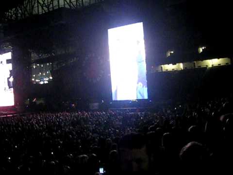 Kid Rock 40th Birthday Party @ Ford Field, Detroit - Intro and "Birthday" - 1/15/11