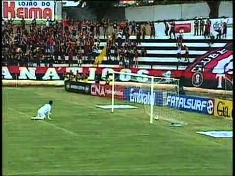 Os gols de Atlético-PR 2 x 0 Londrina pelo campeonato paranaense.