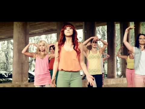 Jannika B - Hulluksi onnesta (Official Music Video)