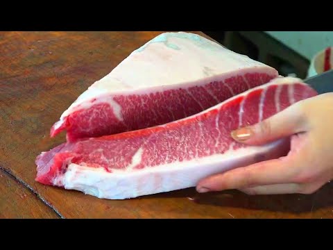 World's No.1 Skills / 300KG Giant Bluefin Tuna Cutting Sashimi