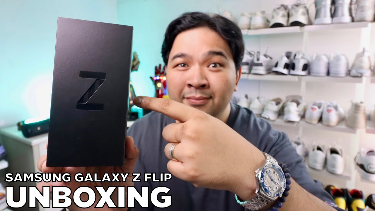 I bought my Wife the Samsung Galaxy Z Flip! (SOSYAAAL!)