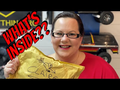MYSTERY CARE PACKAGE unboxing from CRCU